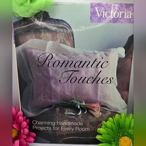 📚 Romantic Touches Book Gillian Haslam  CharmingHandmade Projects ForEvery Room